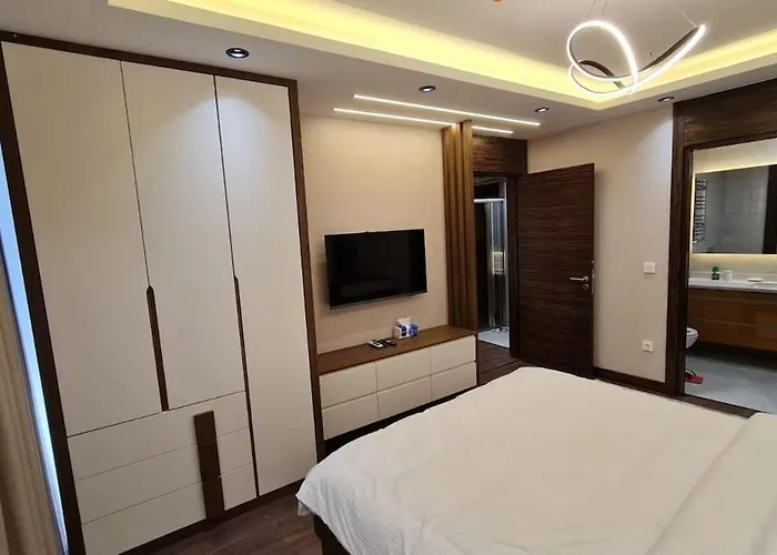 In Basaksehir Vip Eskiomerler